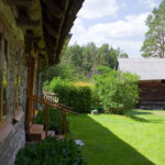 Dailininkės Lidijos Meškaitytės sodyba. Nuotrauka: ©jurbarkas.info