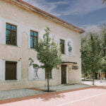 Freska „Joniškio kultūros asmenybės“. Nuotrauka: visitjoniskis.lt