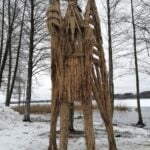 Šiaudinės skulptūros Palūšėje. Nuotrauka: ©ignalina.info
