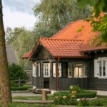 GASČIŪNŲ TRADICINIŲ AMATŲ CENTRAS. Nuotrauka: visitjoniskis.lt