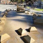 Paminklas-maketas „Istorinė Joniškio turgaus aikštė (1703 m.)“. Nuotrauka: visitjoniskis.lt