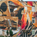 LRT 90-mečio neofreska