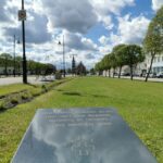 Atminimo plokštė Nepriklausomybės aikštėje
