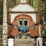 Erškėtyno šaltinis ir koplyčia